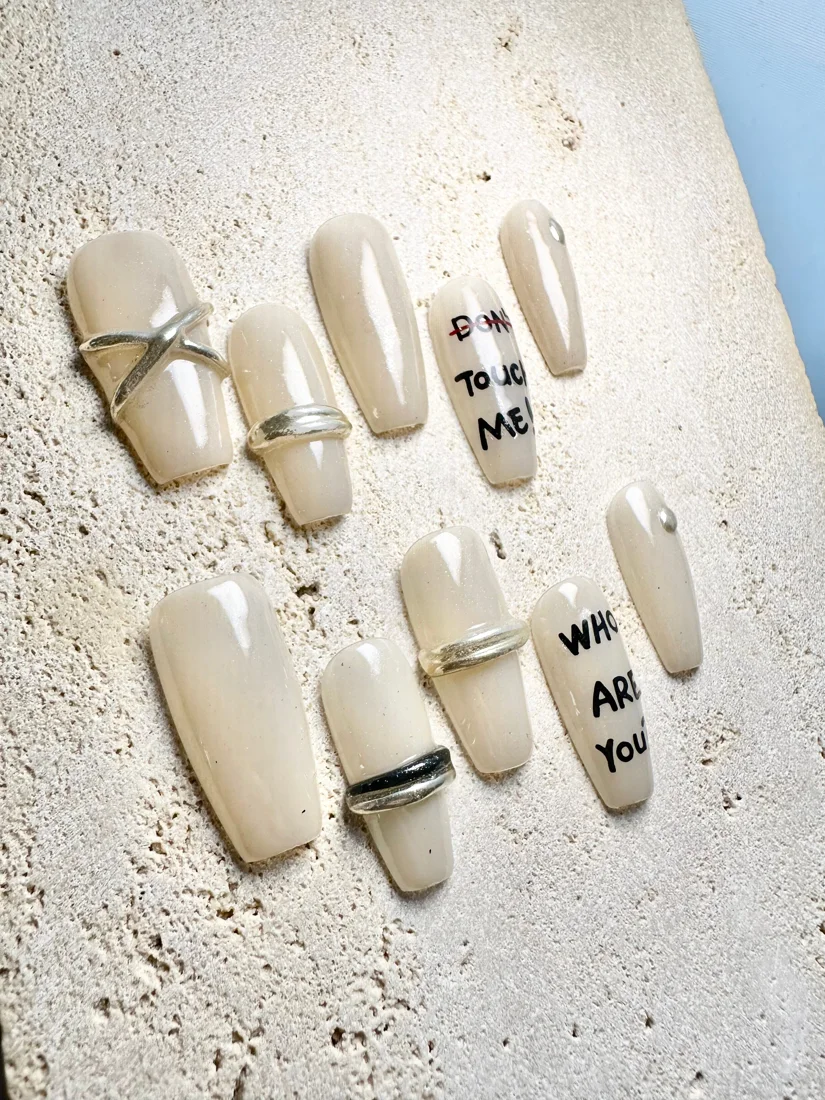 Touch Me! Press On Nails detail 3