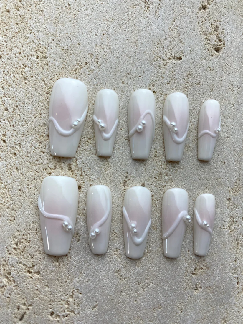 Pink Pearl Press On Nails detail 3