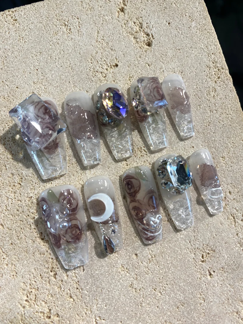 Glossy Rosé Press On Nails detail 5