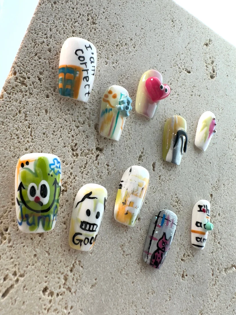 Child Heart Graffiti Press On Nails detail 3