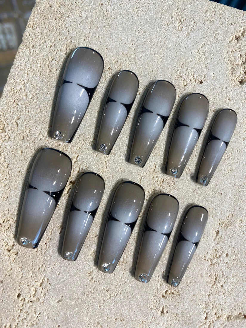 Ballet Hunter Press On Nails detail 5