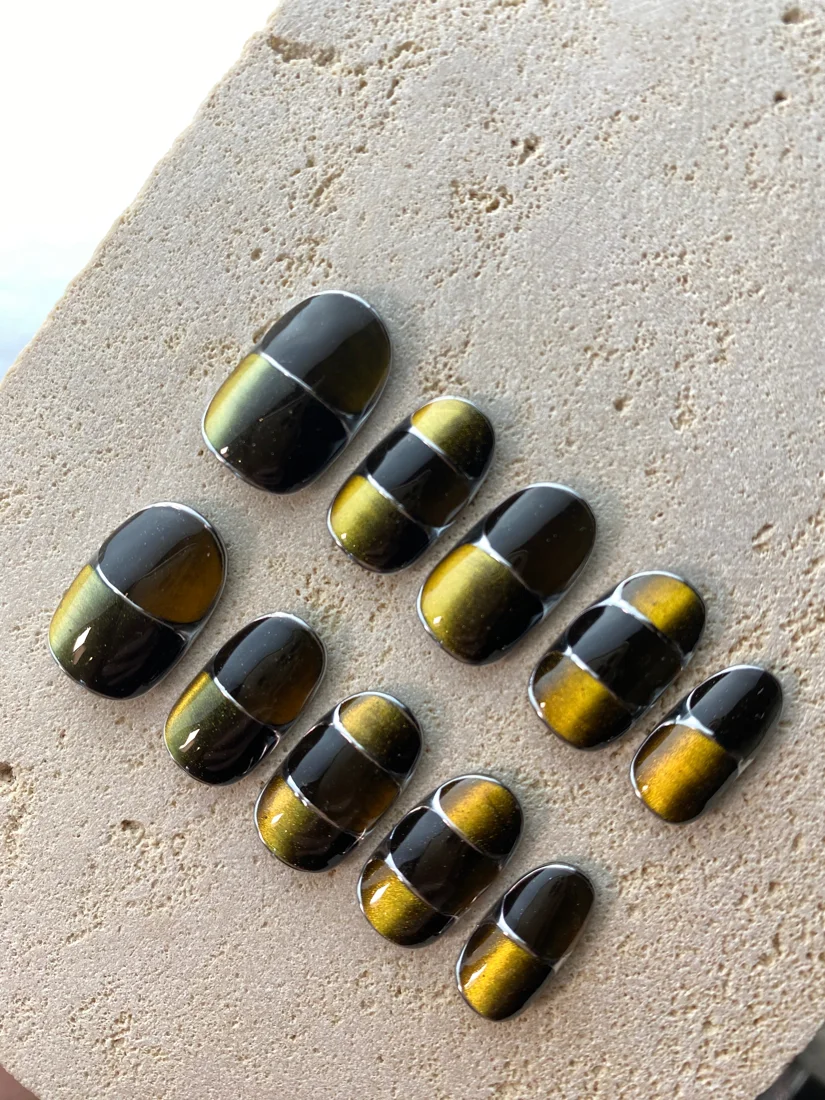 Green Gemstone Press On Nails - Mixed Shapes detail 3
