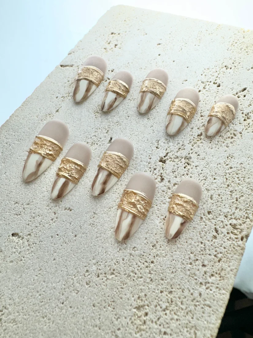 Golden Desert Press On Nails detail 6