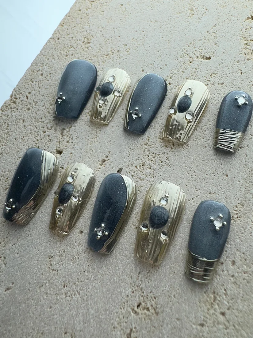 Loyal Blue Star Press On Nails detail 2