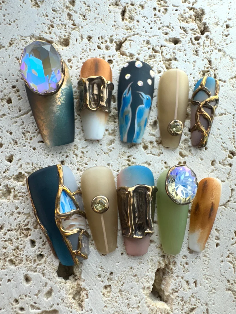 Abstract Chrome Press On Nails - Long Coffin detail 2