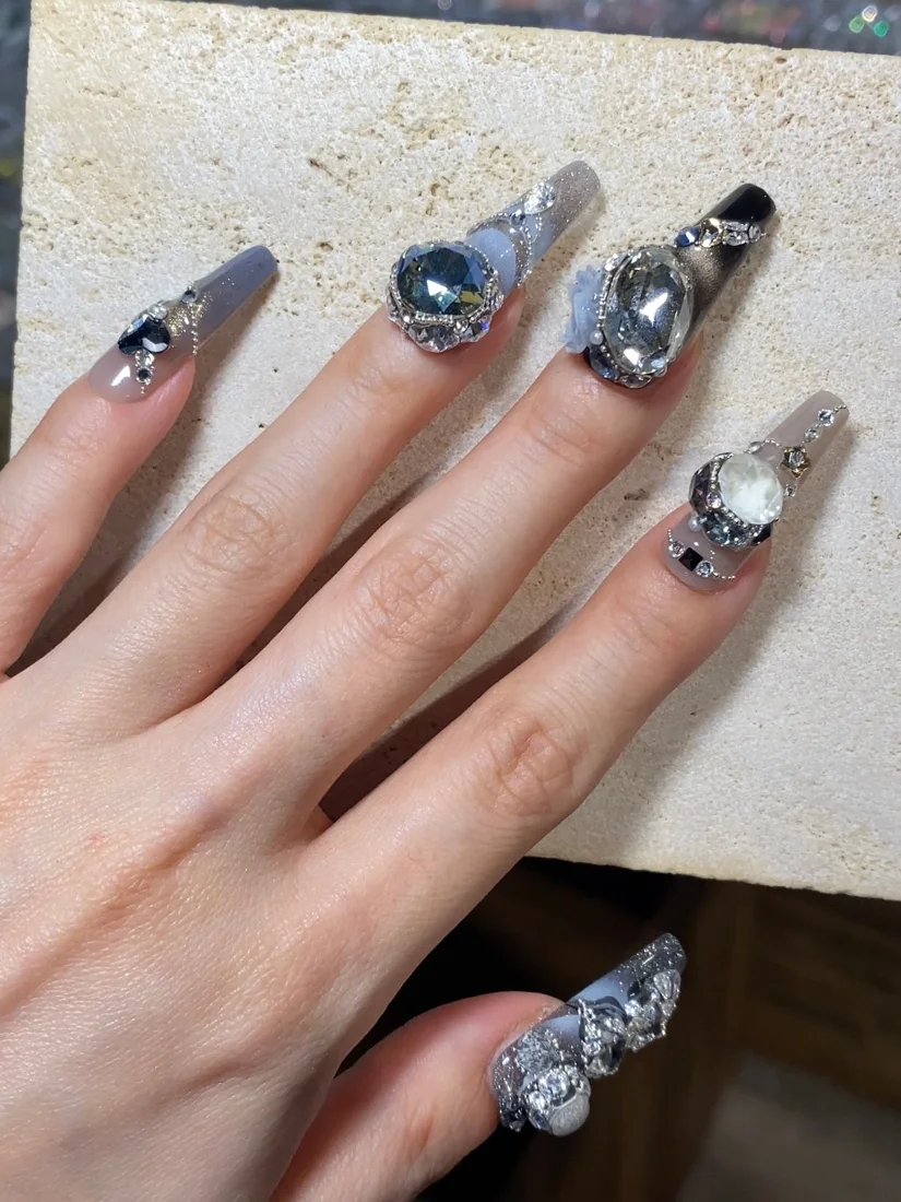 Million Dollar Baby Press On Nails detail 2