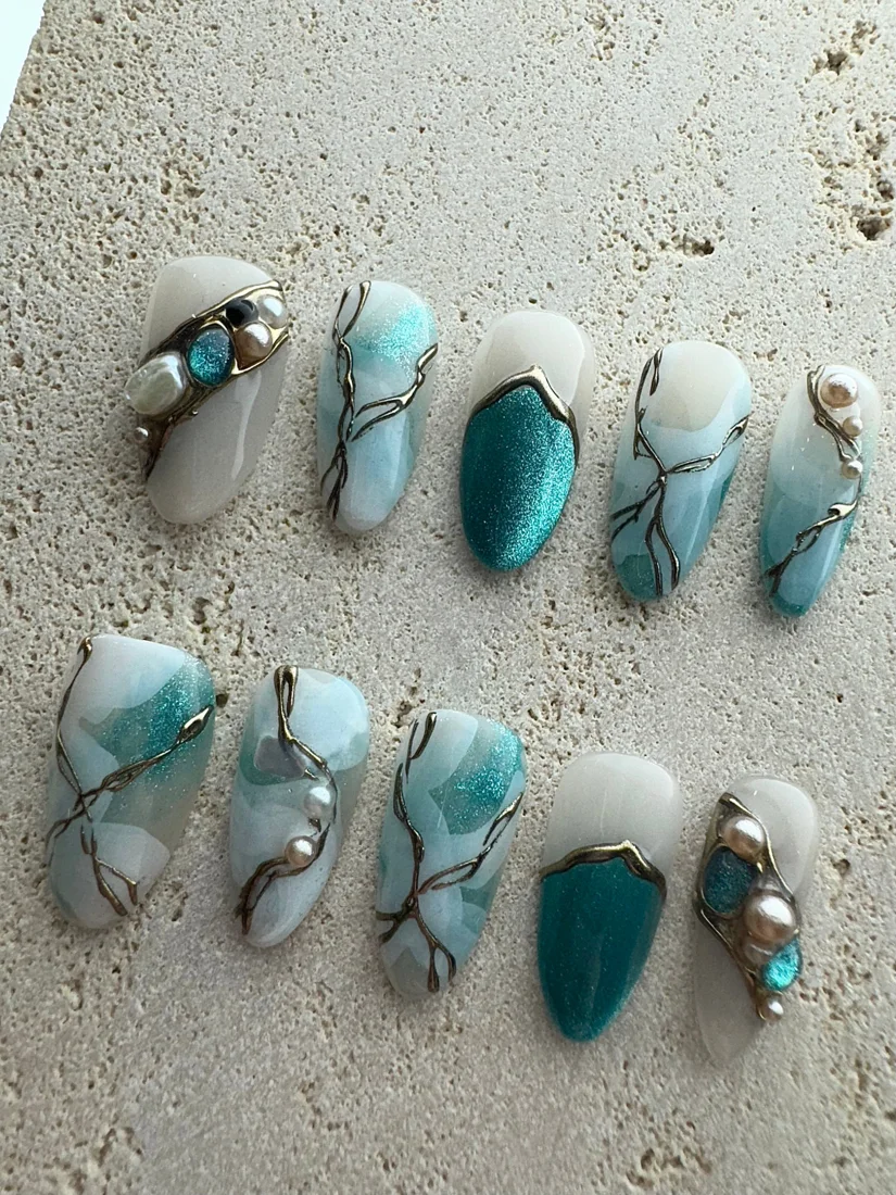 Marble Jade Press On Nails detail 4
