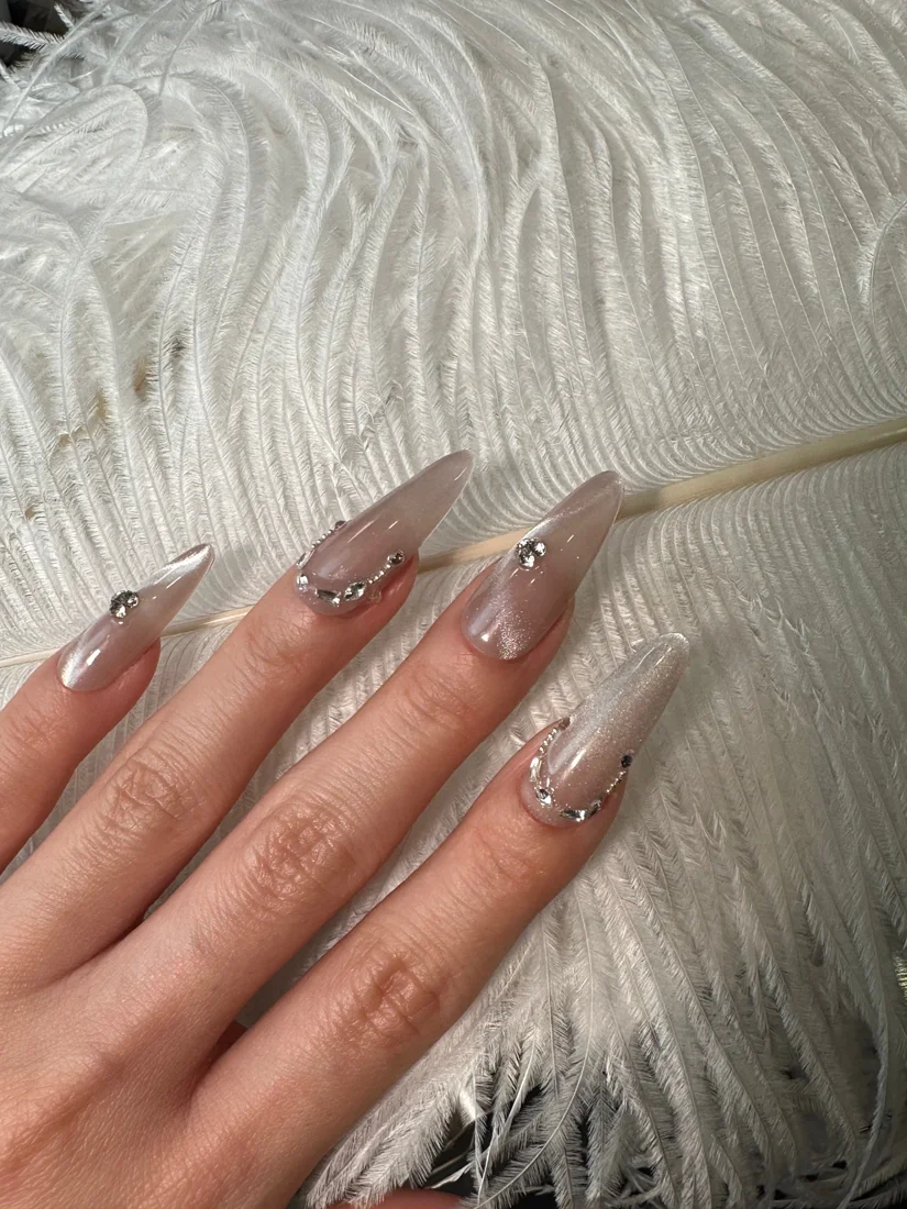 Soft Love Press On Nails detail 7
