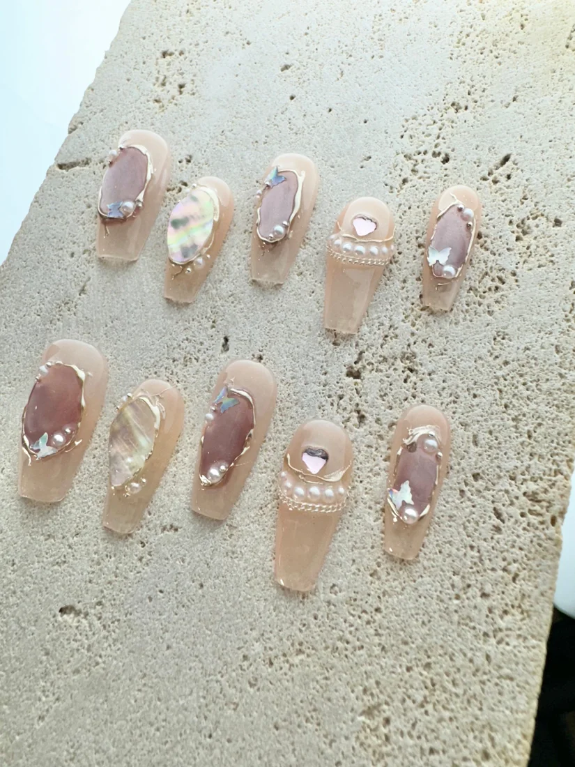 Dream Place Press On Nails detail 2