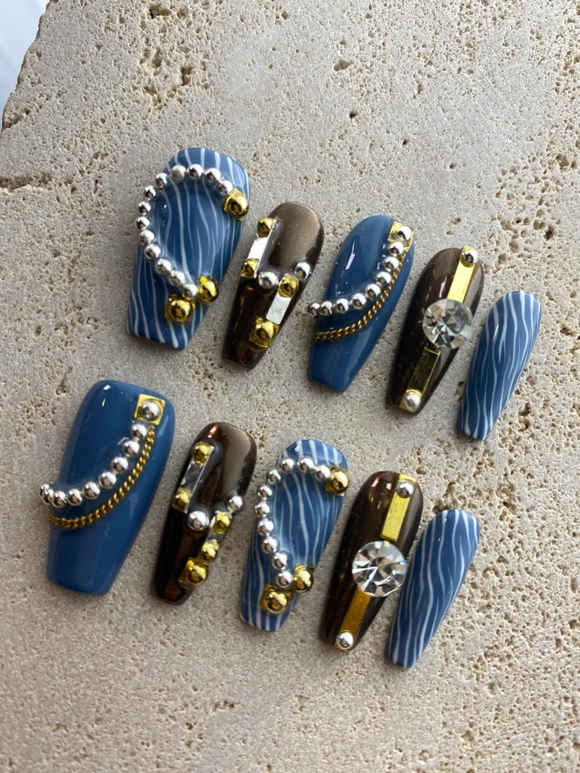 Blue Muse Press On Nails detail 3