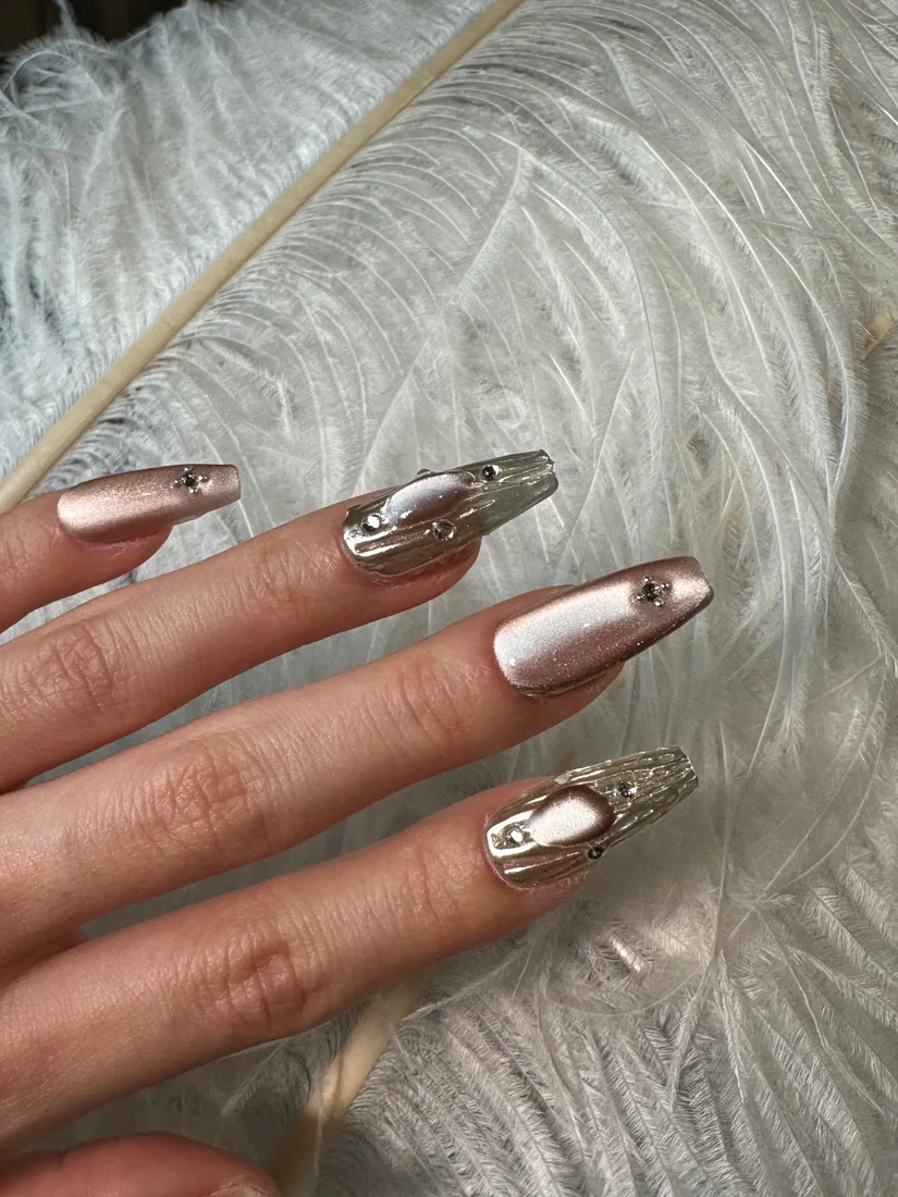 Pink Shine Press On Nails detail 4