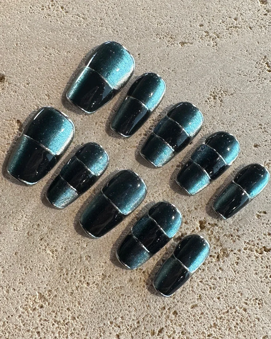 Green Gemstone Press On Nails - Medium Square detail 6