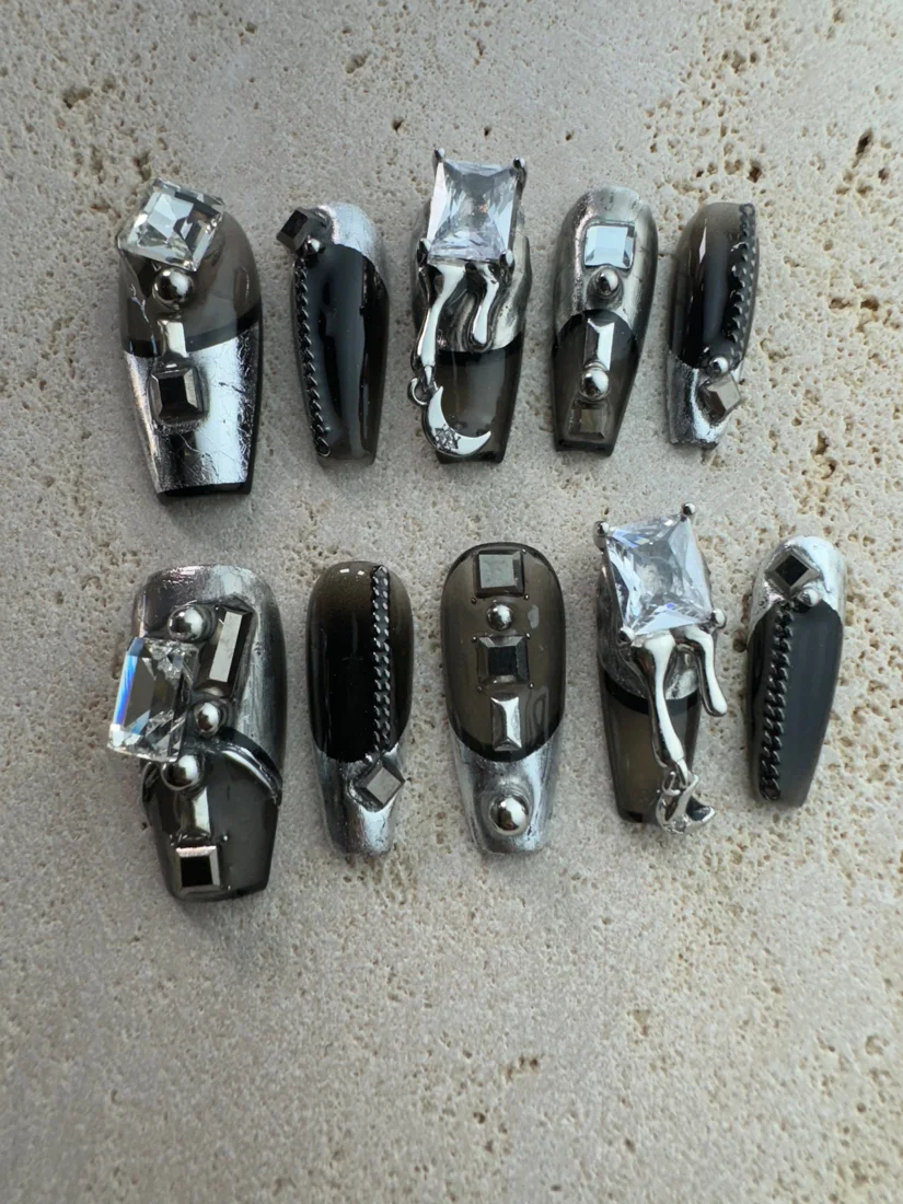 Metallic Spy Press On Nails detail 3