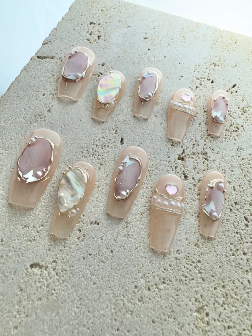 Dream Place Press On Nails detail 3
