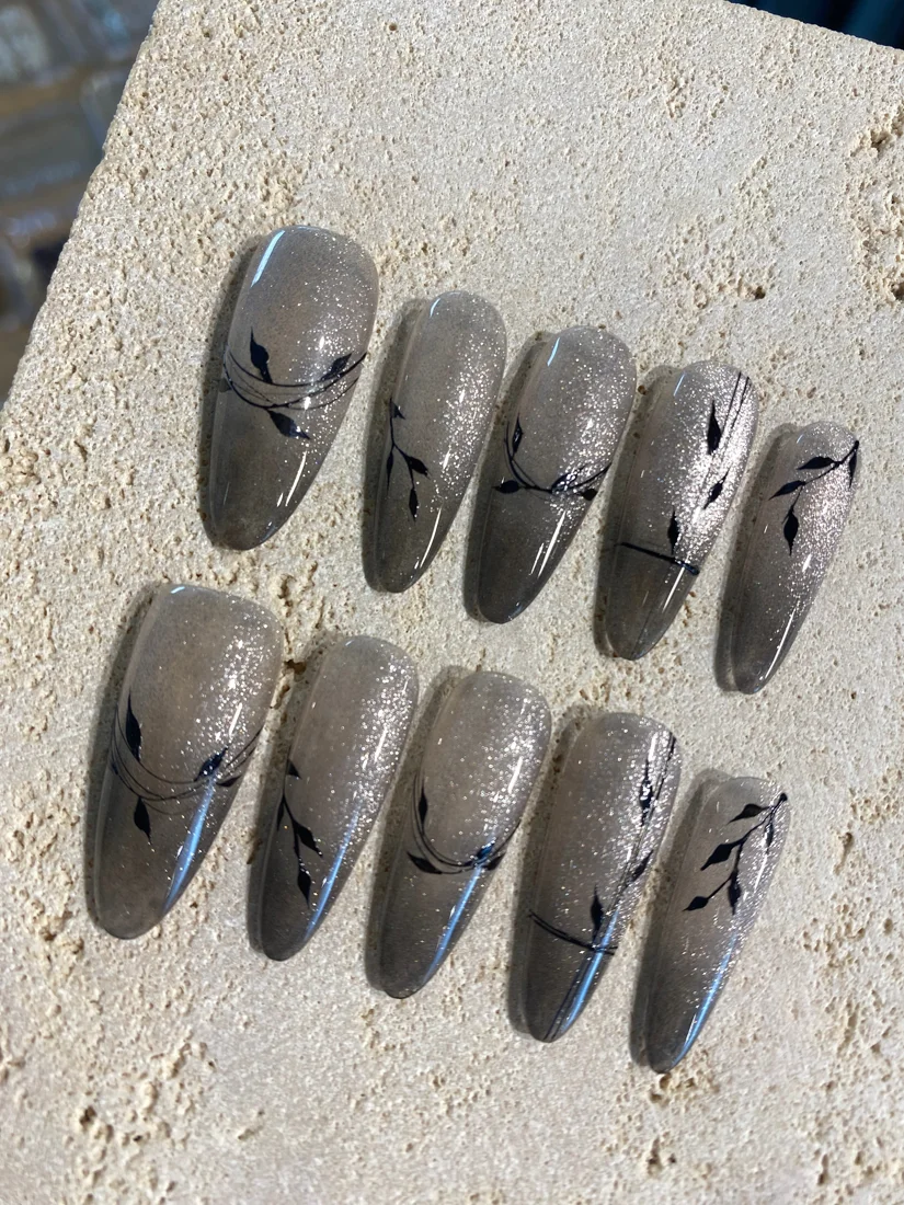 Bamboo Luxurious Cat-eye Press On Nails detail 2