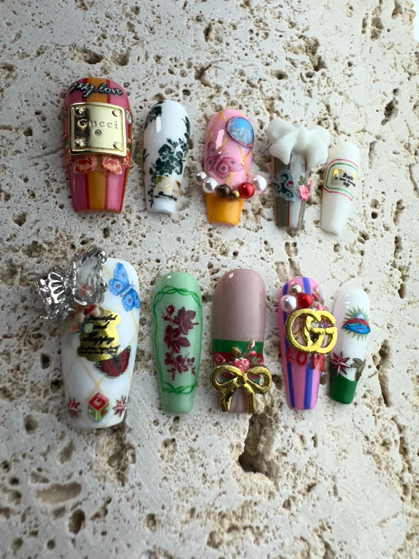 Funky Italy Press On Nails detail 2
