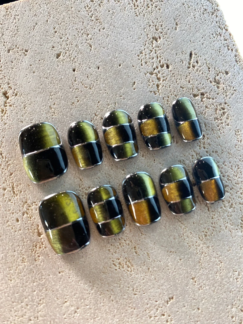 Green Gemstone Press On Nails - Mixed Shapes detail 5