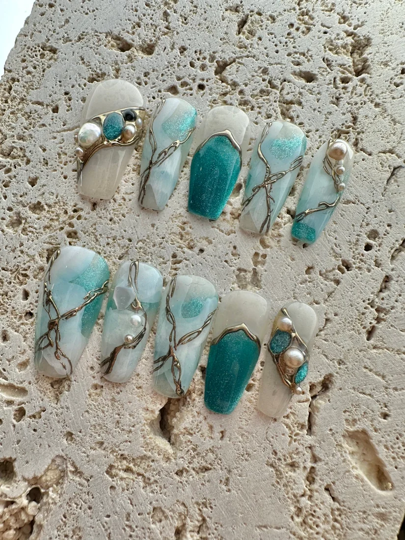 Marble Jade Press On Nails detail 2
