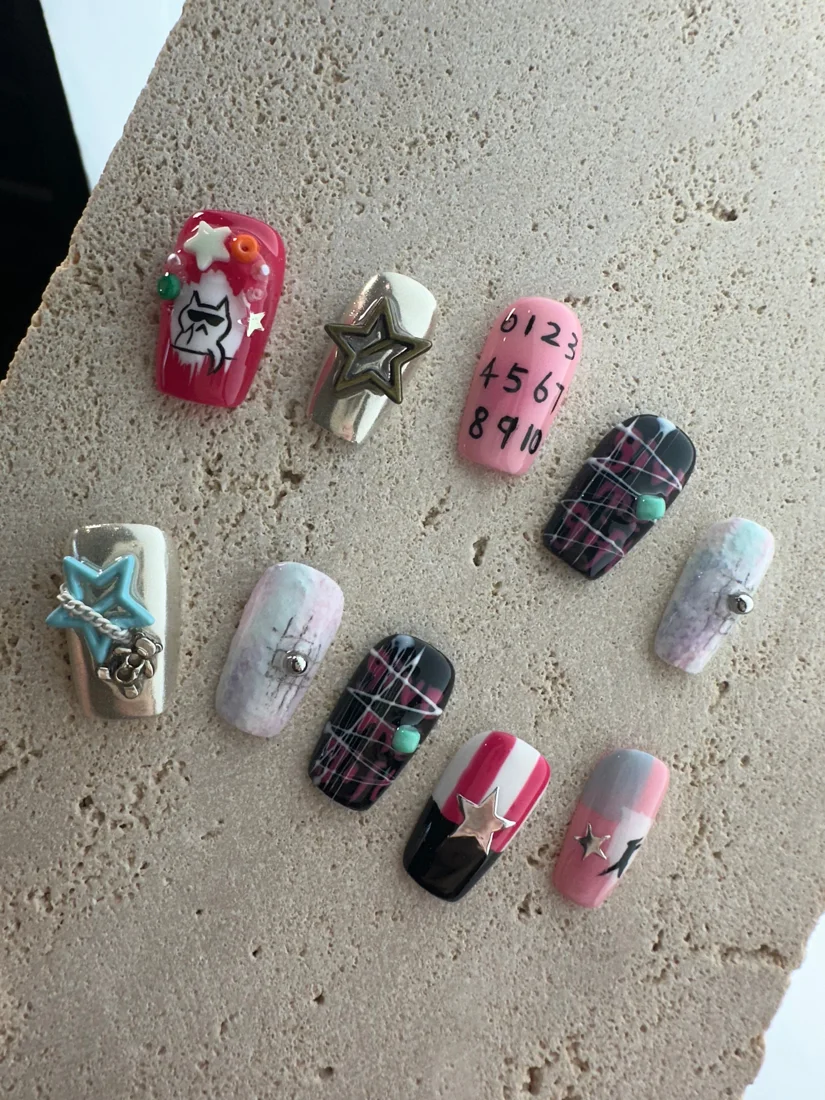 Graffiti Press On Nails-Funky detail 3