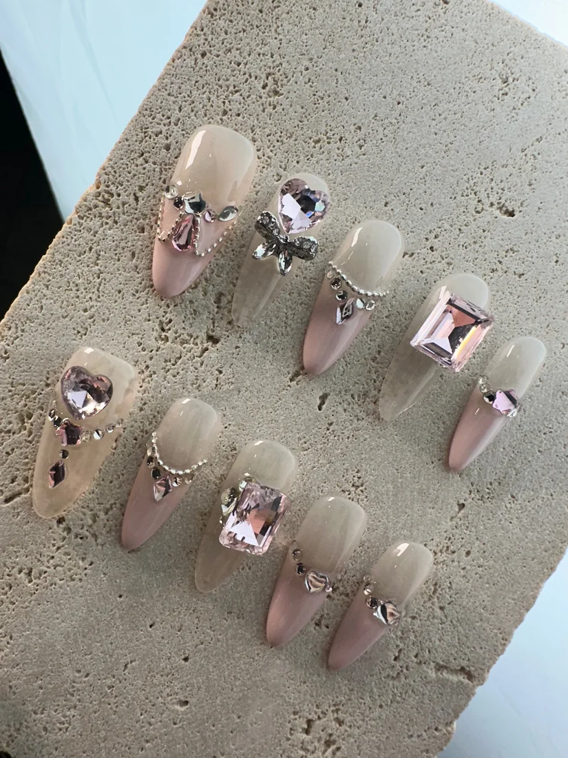 Princess Alice Press On Nails detail 5
