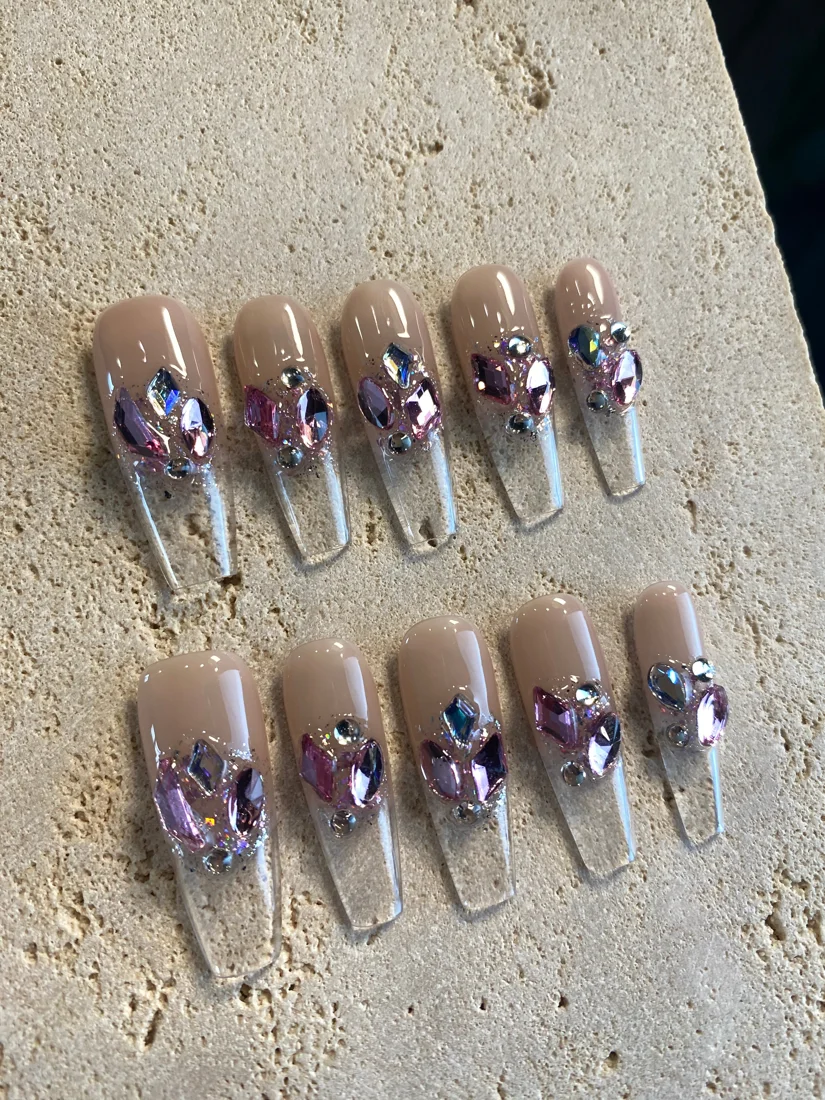 Pink In Heart Press On Nails detail 5