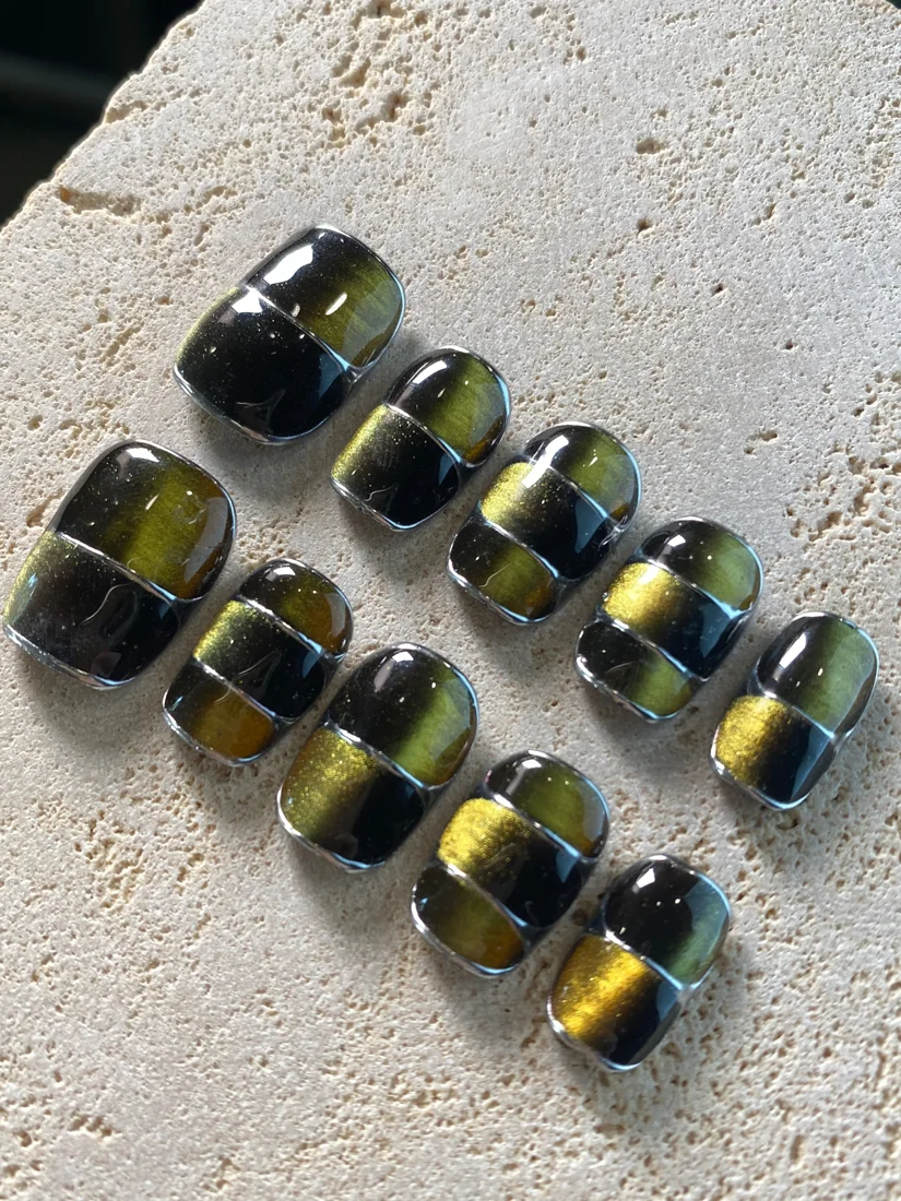 Green Gemstone Press On Nails - Mixed Shapes detail 6