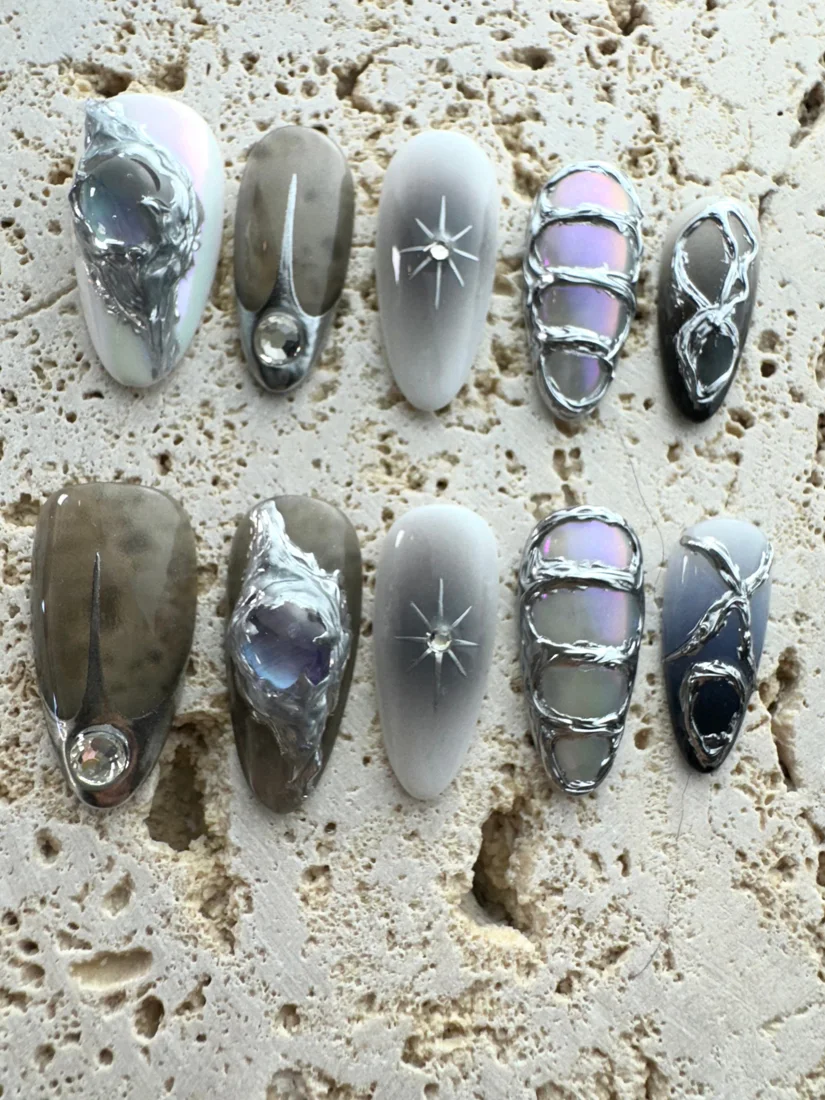 Iron Ore Princess Press On Nails detail 3