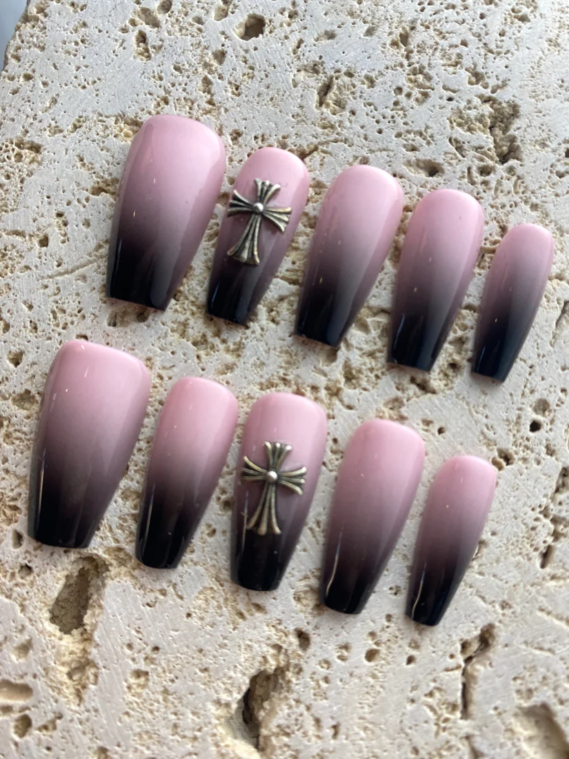 Blackpink Cross Press On Nails detail 2