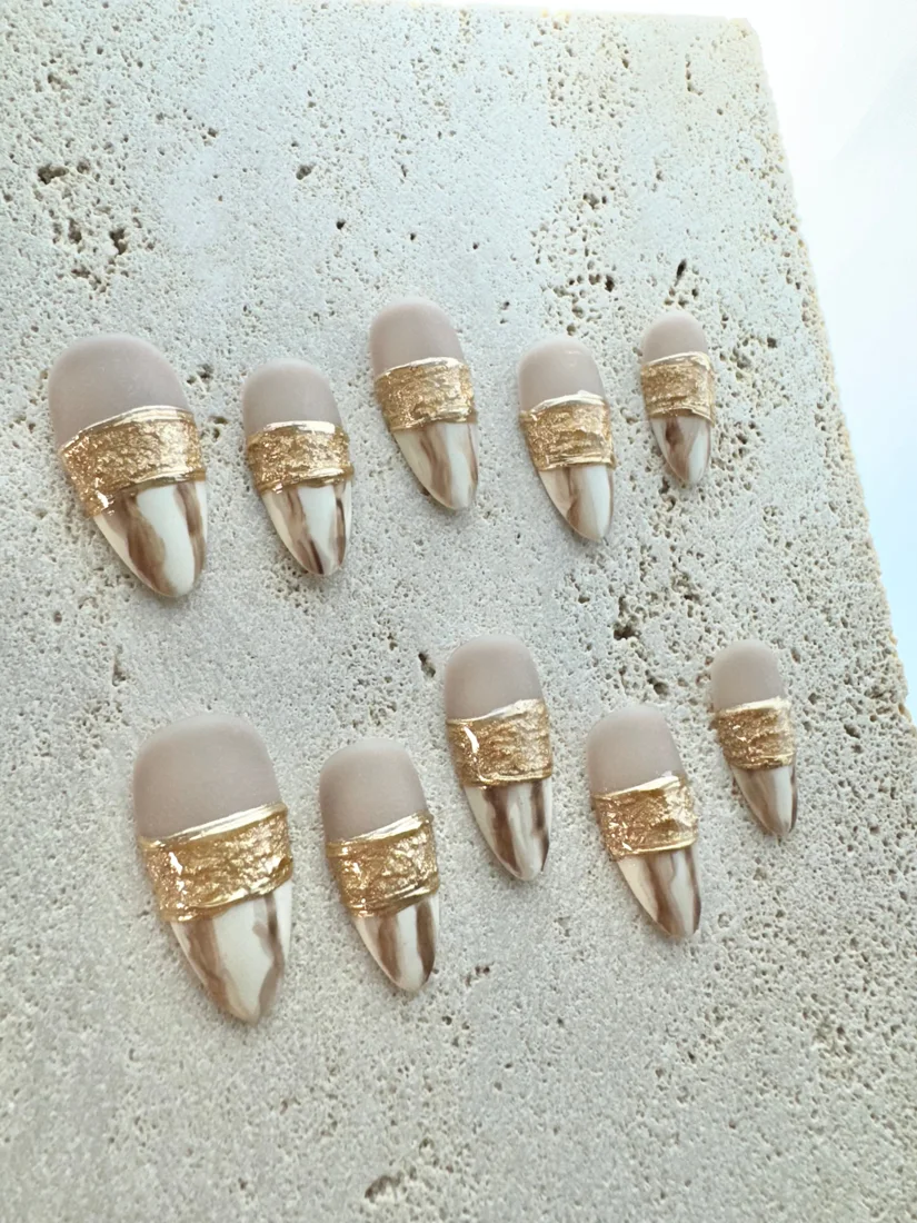 Golden Desert Press On Nails detail 7