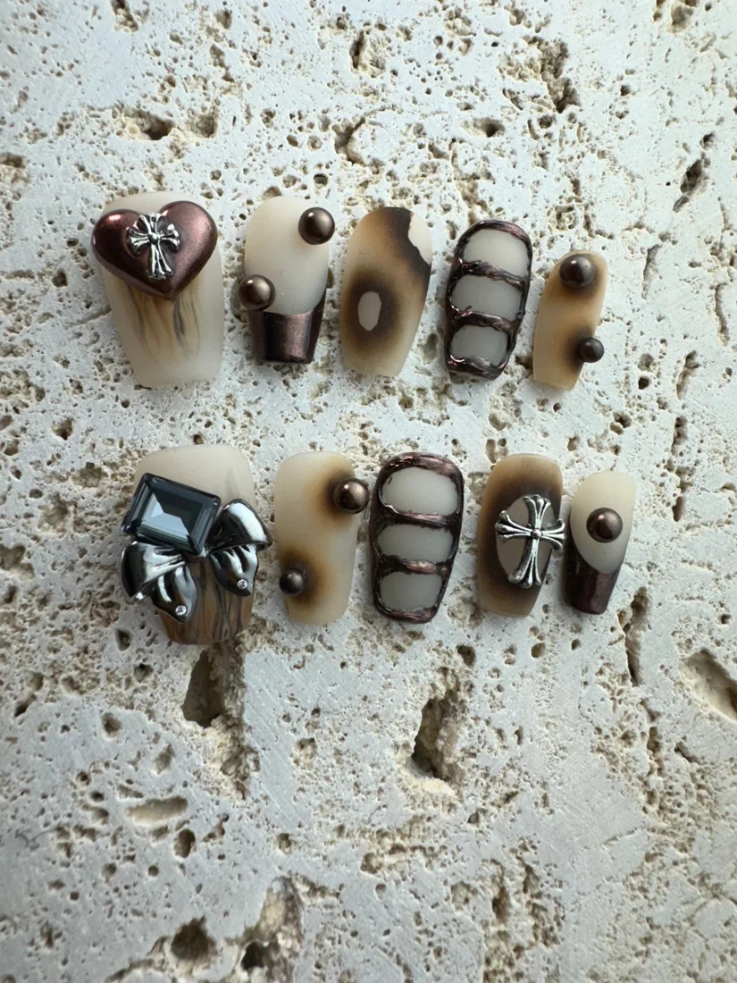 Y2K Wasteland Press On Nails detail 2