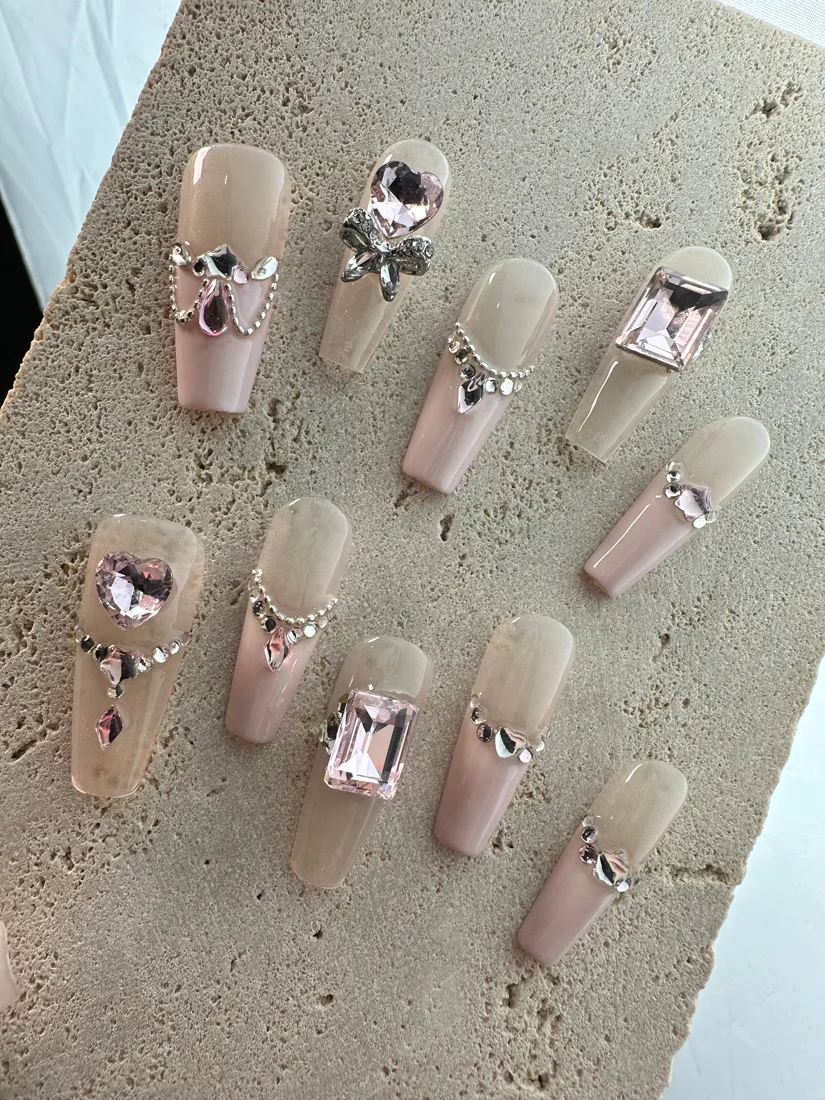 Princess Alice Press On Nails detail 2