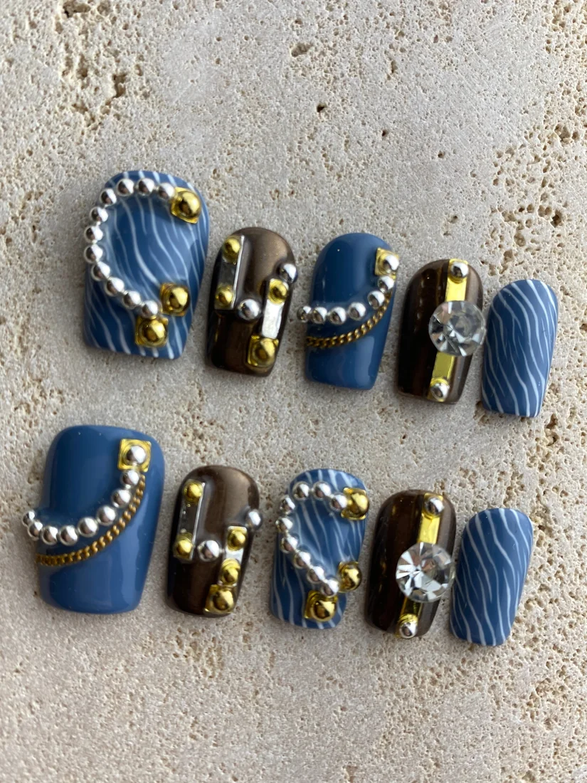 Blue Muse Press On Nails detail 5