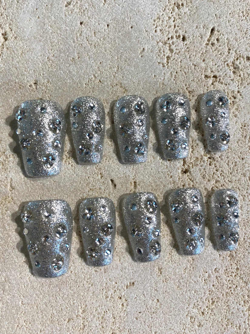 Mini Diamond Press On Nails detail 5