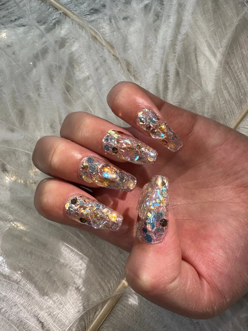 Glitter Bride Press On Nails detail 2