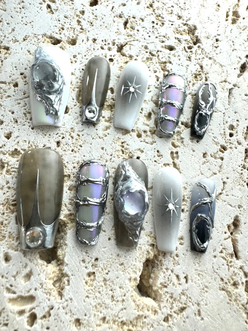 Iron Ore Princess Press On Nails detail 7