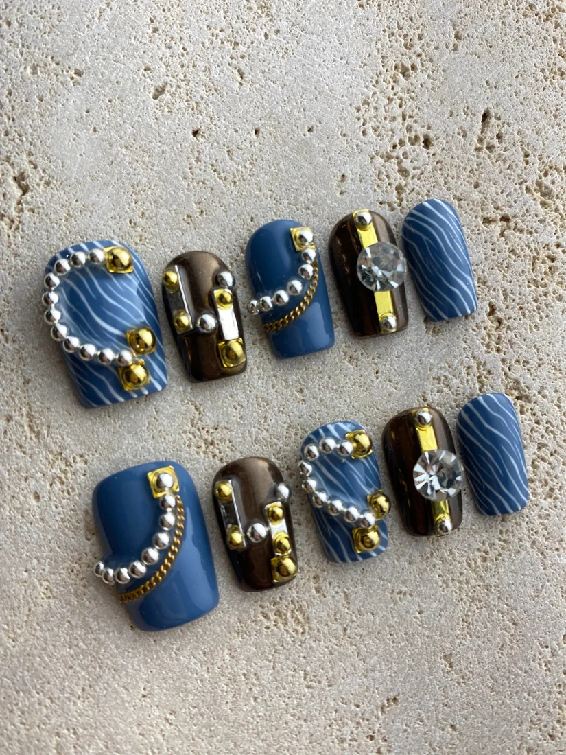 Blue Muse Press On Nails detail 9