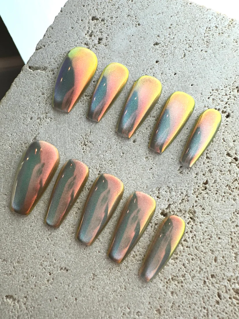 Crystal Magic Press On Nails- Sunset detail 3