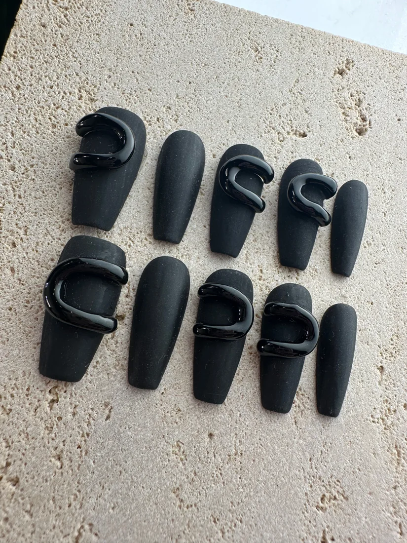 Dark Seduction Press On Nails detail 2
