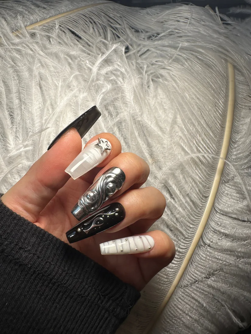 Y2K Star Night Press On Nails detail 2