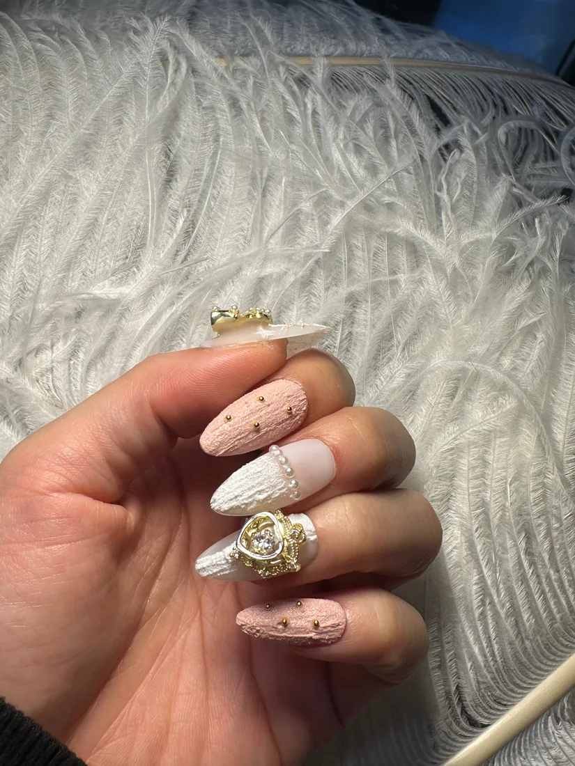 Royal Plaid Press On Nails — Pink detail 2