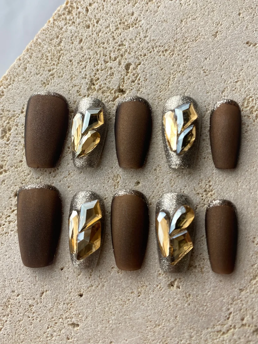 Luxury Mocha Press On Nails detail 7