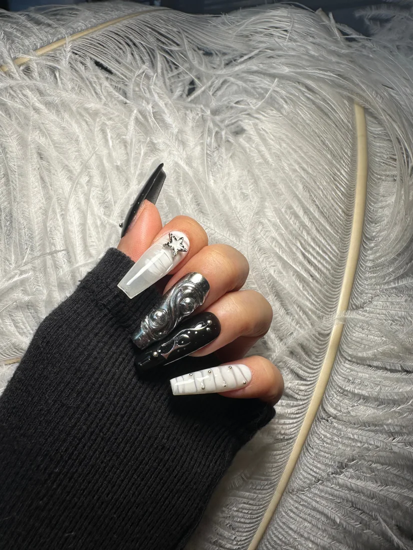 Y2K Star Night Press On Nails detail 7