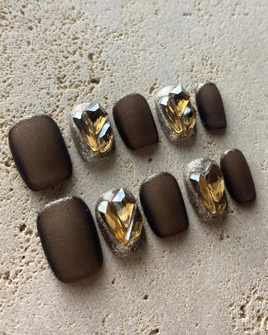 Luxury Mocha Press On Nails detail 2