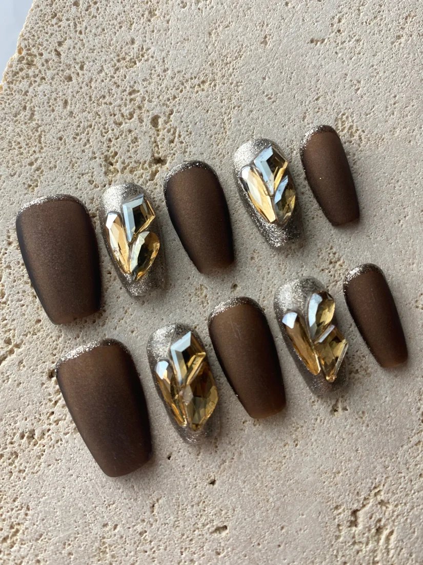 Luxury Mocha Press On Nails detail 4