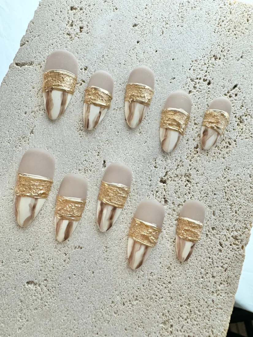 Golden Desert Press On Nails detail 8