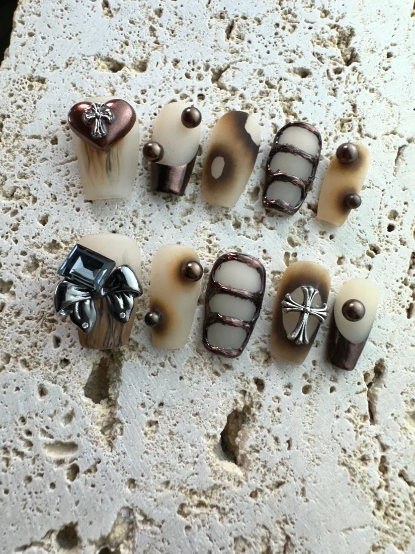 Y2K Wasteland Press On Nails detail 4