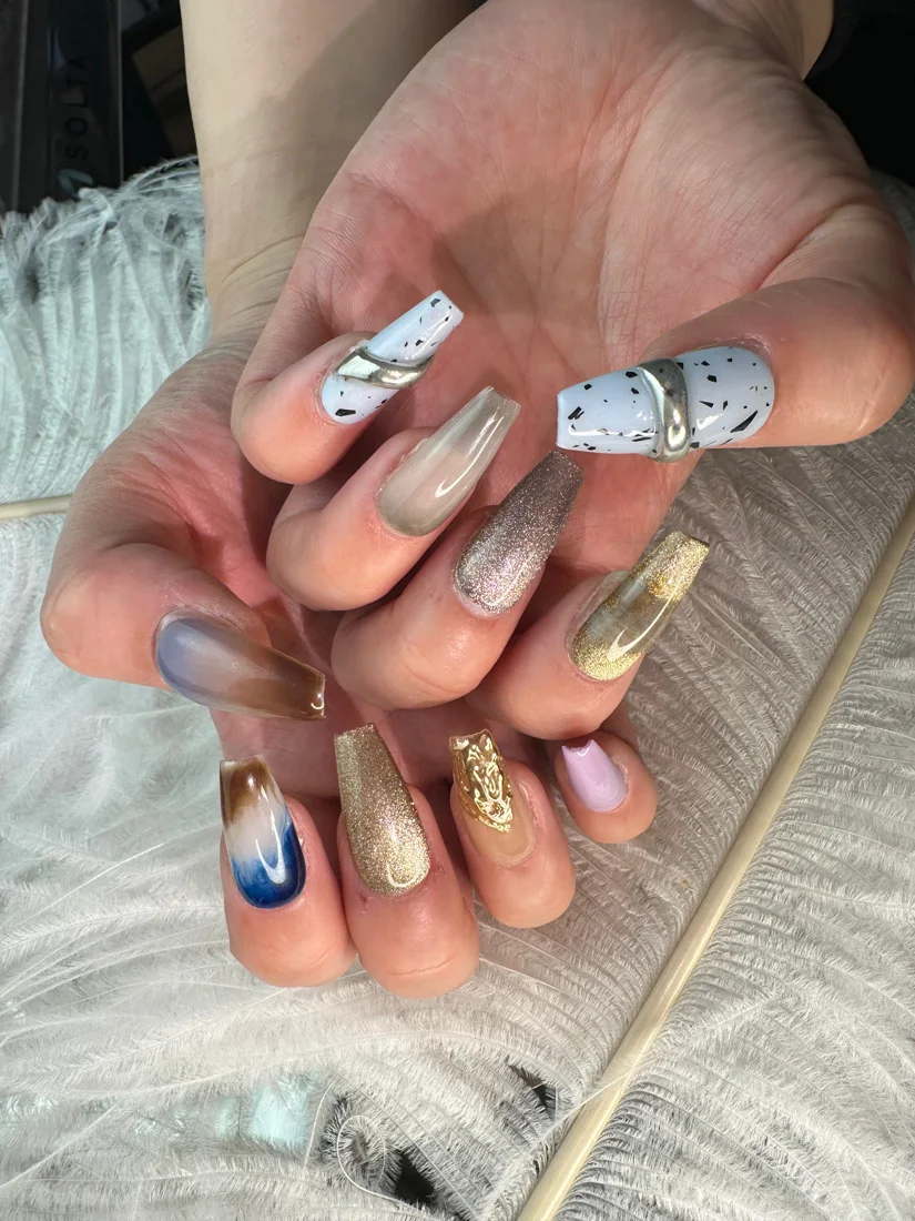 Love Mix Press On Nails detail 5