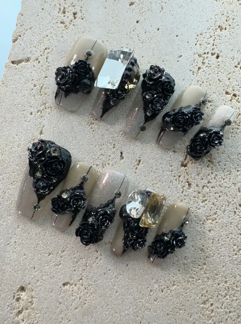 Gothic Rose Press On Nails detail 2
