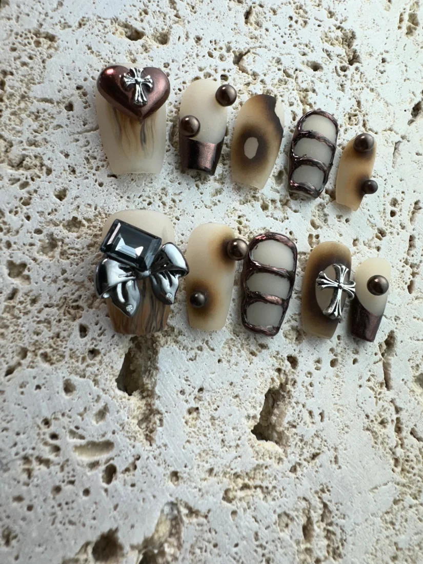 Y2K Wasteland Press On Nails detail 3