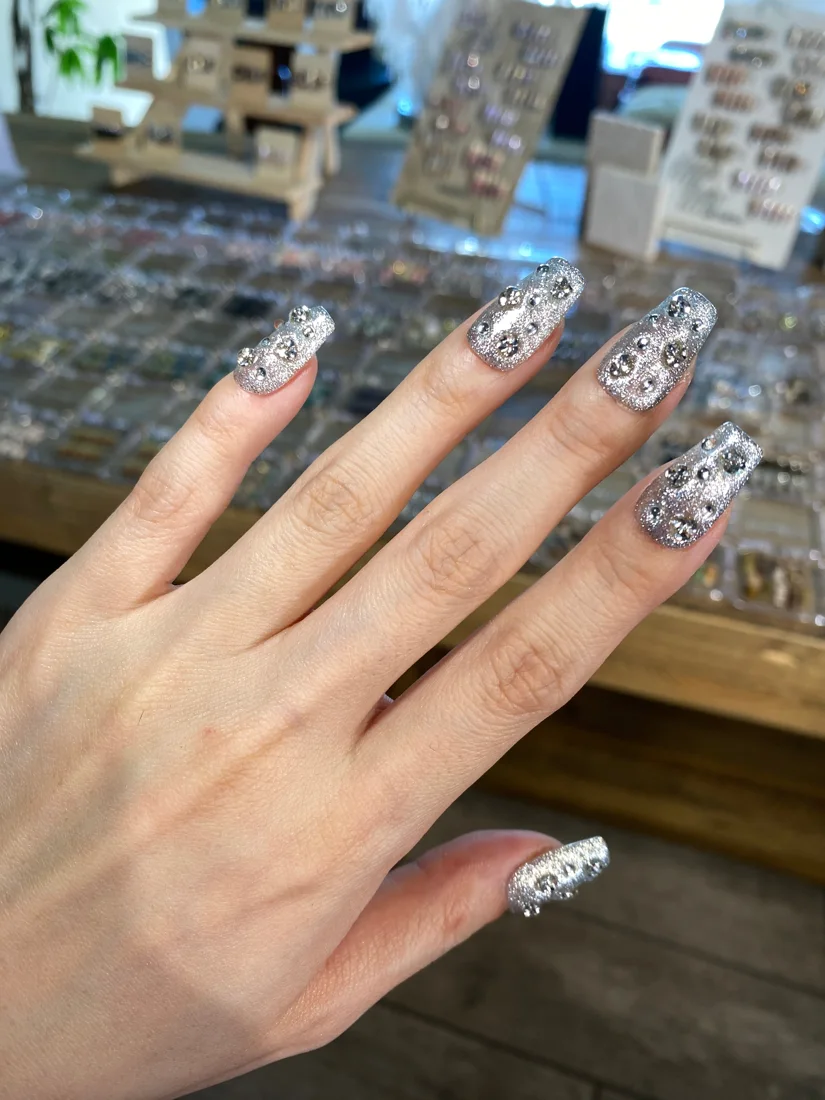Mini Diamond Press On Nails detail 2